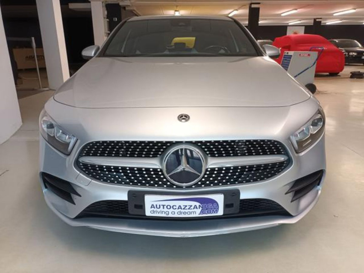 Mercedes-Benz Classe A Sedan 250 Automatic 4p. Premium (10)