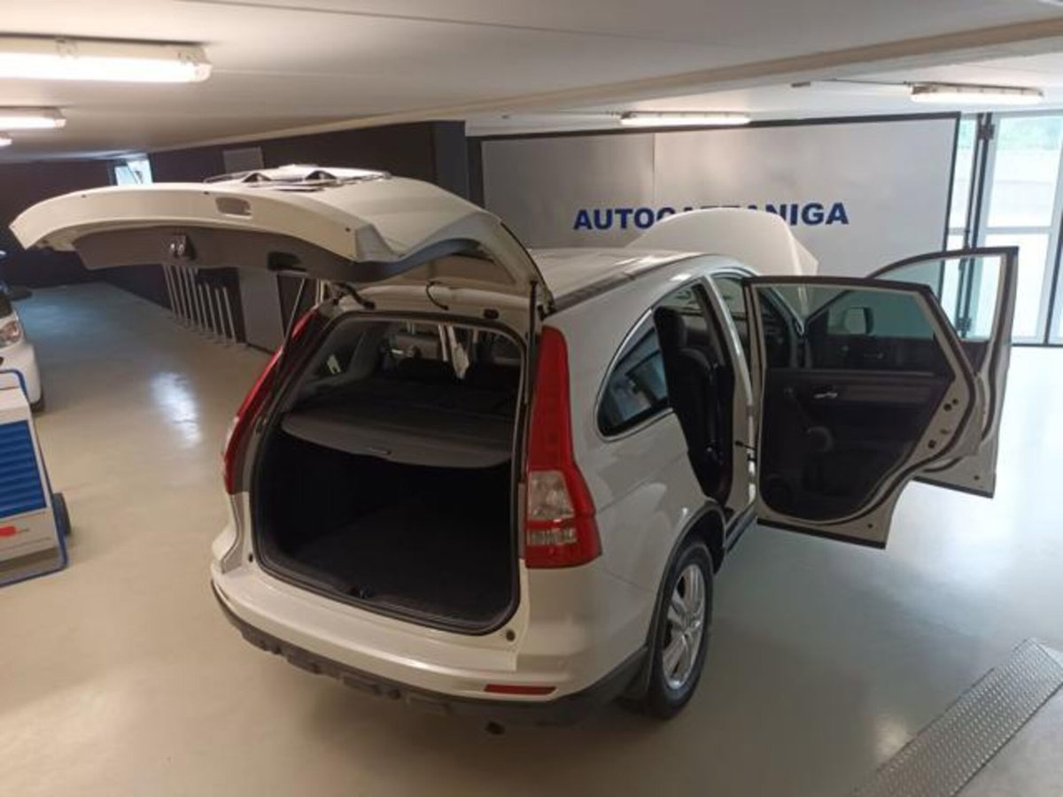 Honda CR-V 2.2 i-DTEC Elegance AT Ed Esclusiva (18)