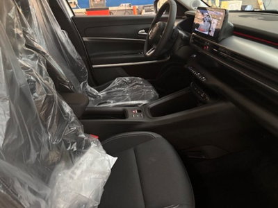Jeep Avenger 1.2 turbo Summit fwd 100cv (13)
