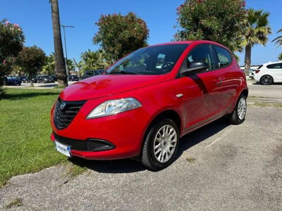 Lancia Ypsilon 0.9 TwinAir 85 CV 5 porte Metano Ecochic Gold usata