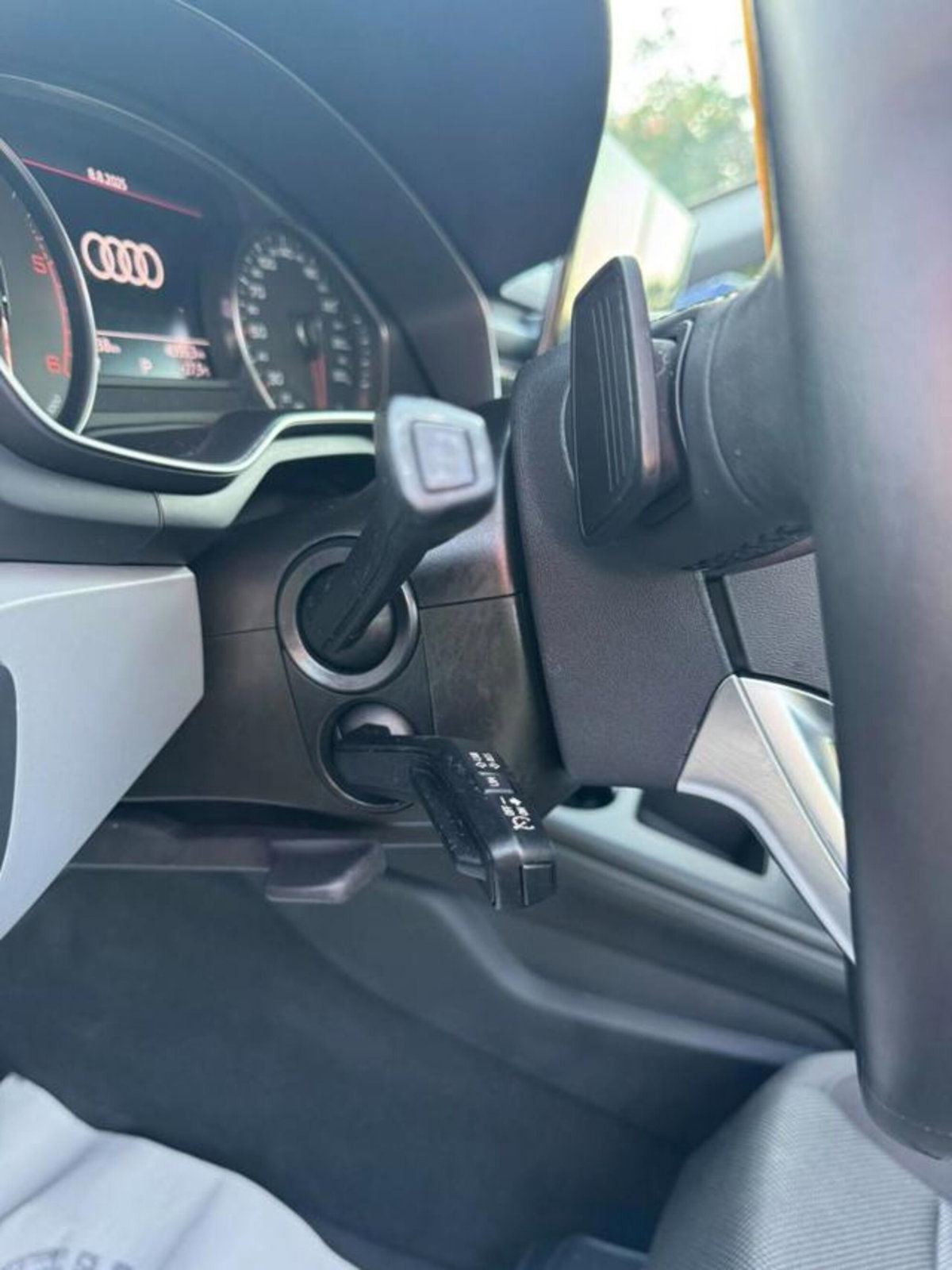Audi A4 Avant 30 TDI/136 CV S tronic Business Advanced (12)