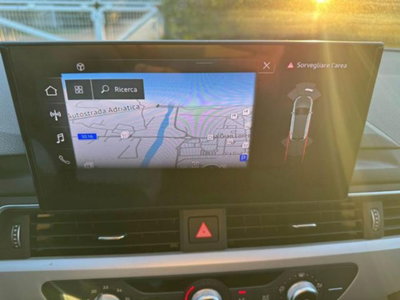 Audi A4 Avant 30 TDI/136 CV S tronic Business Advanced (13)