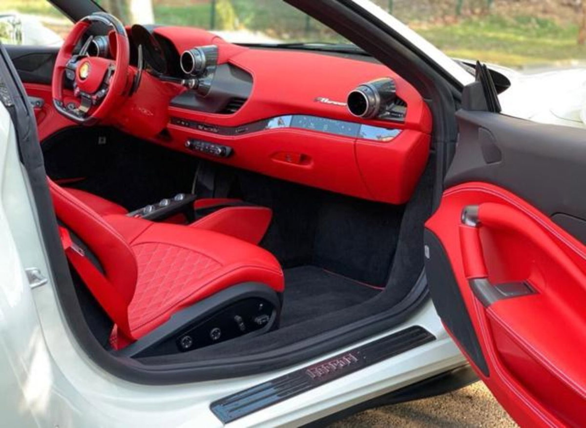 Ferrari F8 Spider F8 Spider (10)
