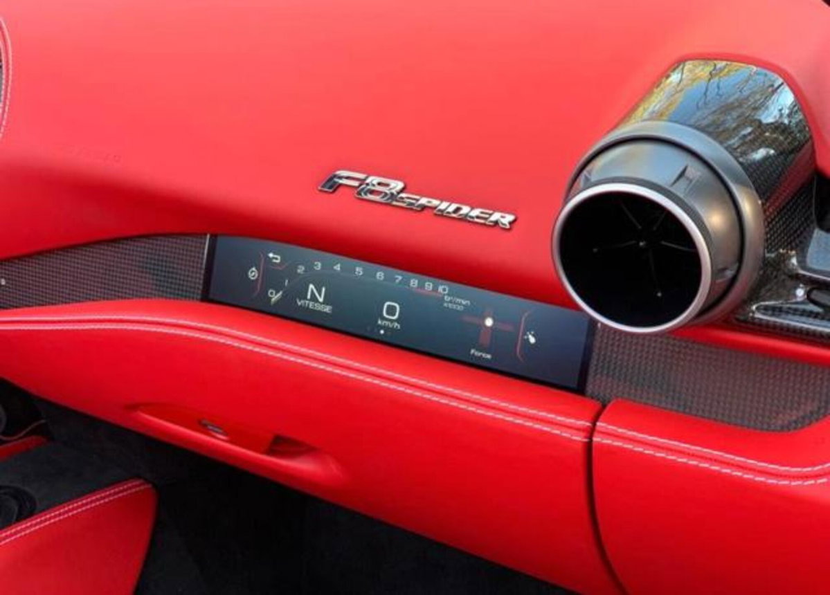 Ferrari F8 Spider F8 Spider (11)