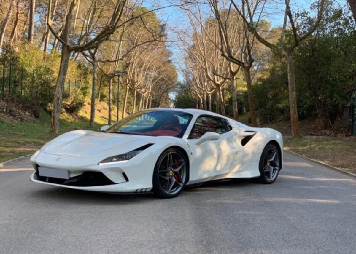 Ferrari F8 Spider F8 Spider (2)