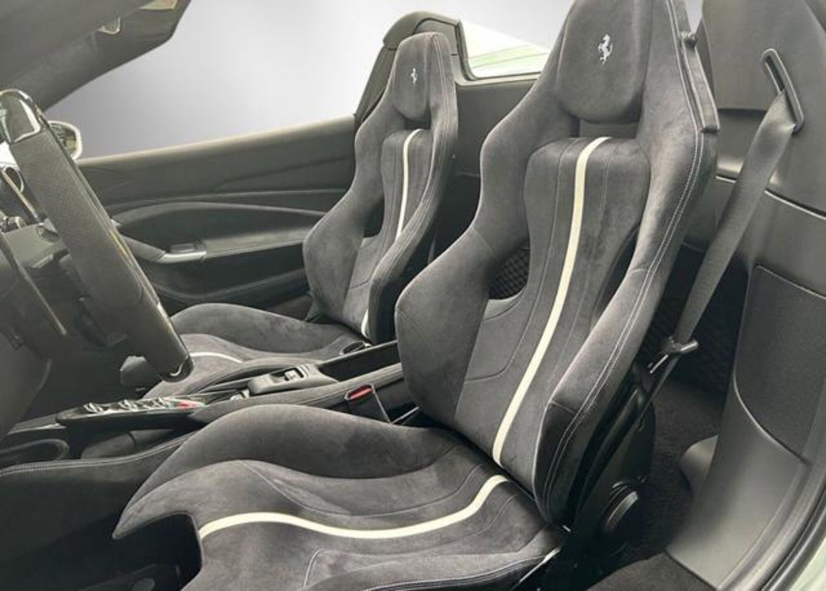 Ferrari F8 Spider F8 Spider (10)