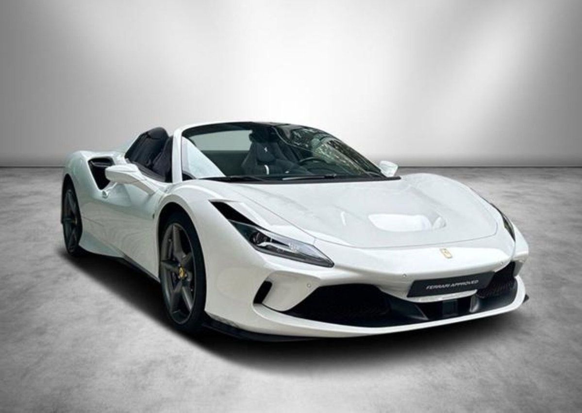 Ferrari F8 Spider F8 Spider (2)