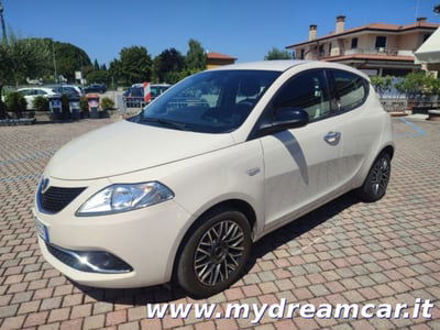 Lancia Ypsilon 1.2 69 CV 5 porte Platinum usata