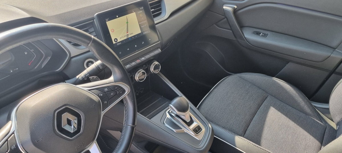 Renault Captur TCe 130 CV EDC FAP Initiale Paris (3)