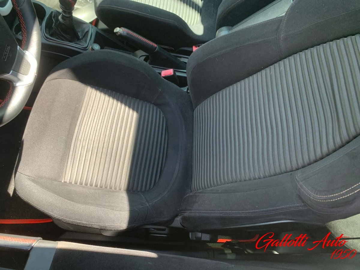 Abarth Grande Punto 1.4 T-Jet 16V 3 porte (10)