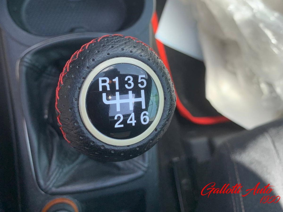 Abarth Grande Punto 1.4 T-Jet 16V 3 porte (8)
