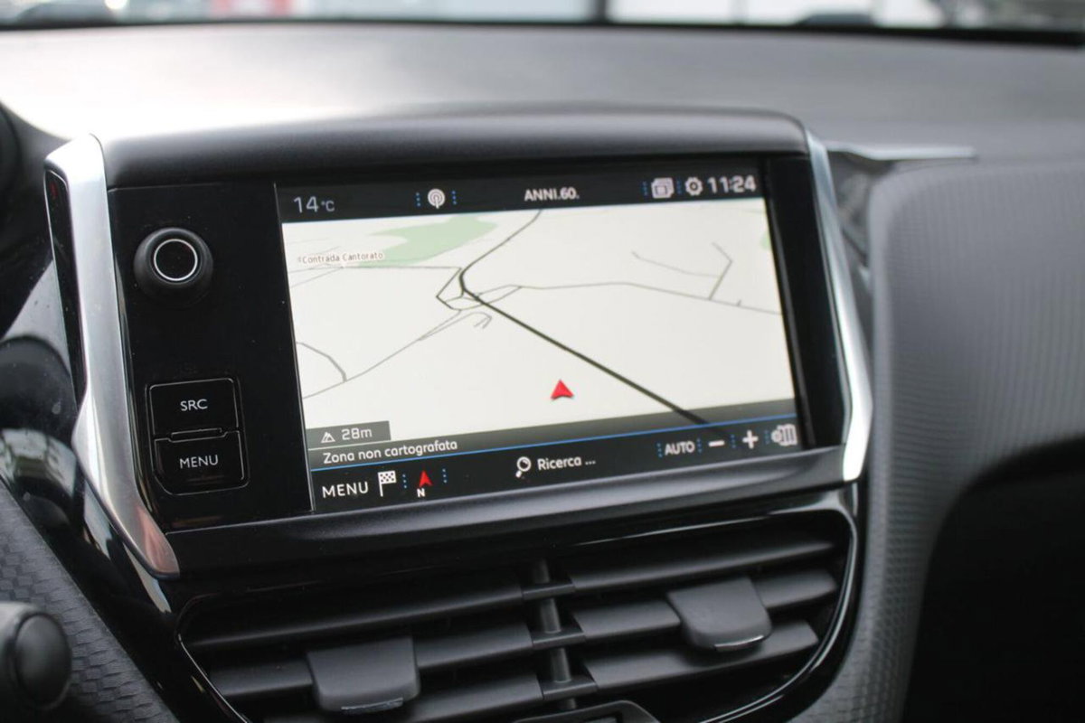 Peugeot 2008 100 Active (19)