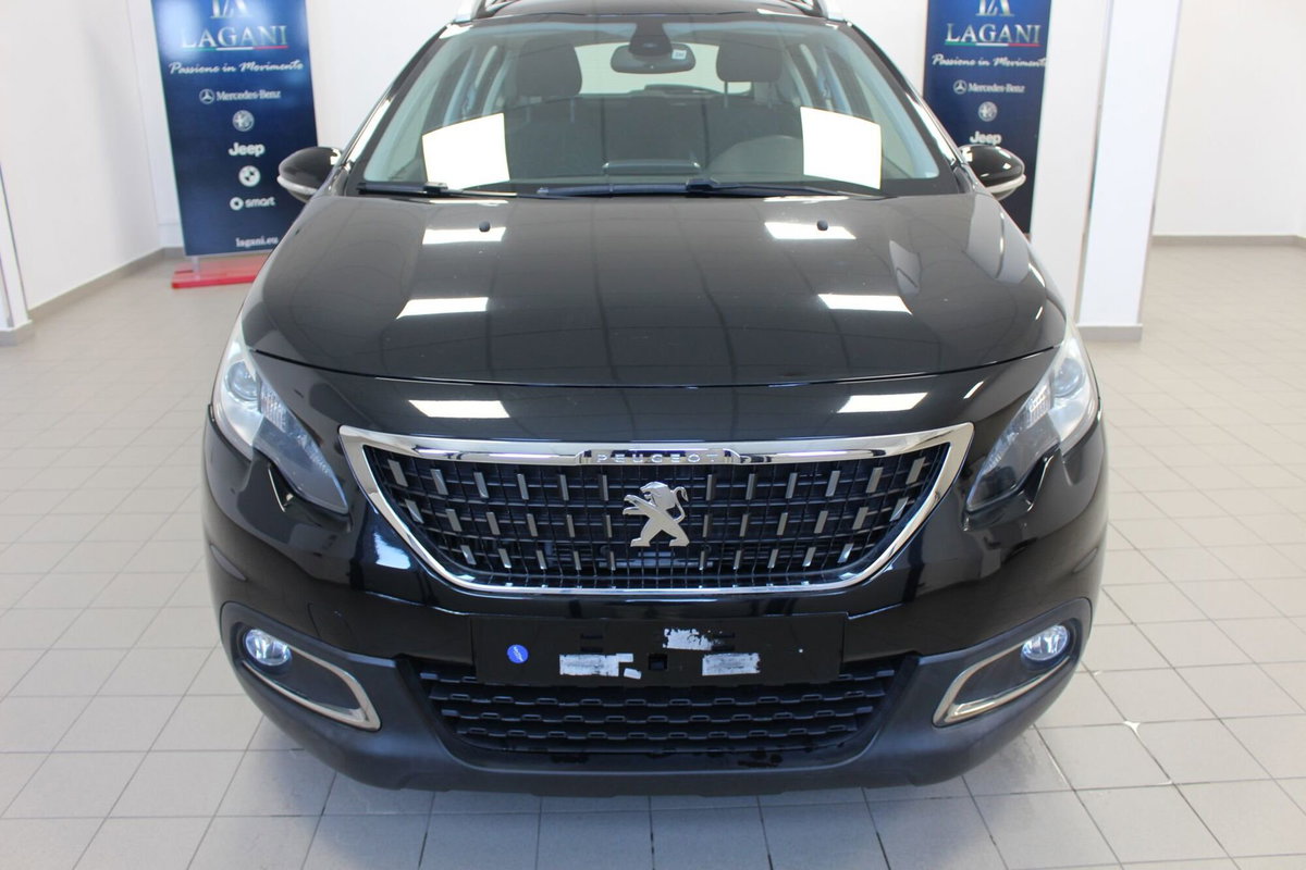 Peugeot 2008 100 Active (2)