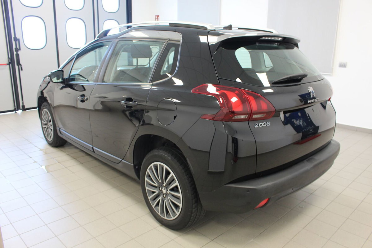 Peugeot 2008 100 Active (6)