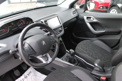 Peugeot 2008 100 Active (7)