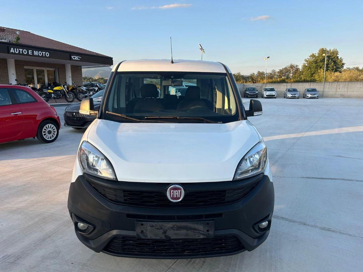 Fiat Scudo Furgone 2.0 JTD/94 Combi 5 p.ti Comf. N1 (2)