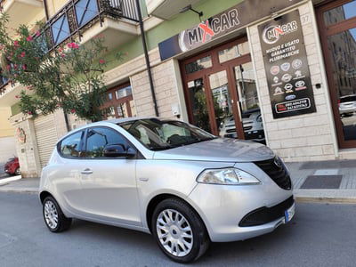 Lancia Ypsilon 1.2 69 CV 5 porte GPL Ecochic Monogram usata