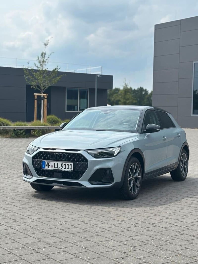 Audi A1 allstreet allstreet 30 TFSI S tronic Identity Contrast