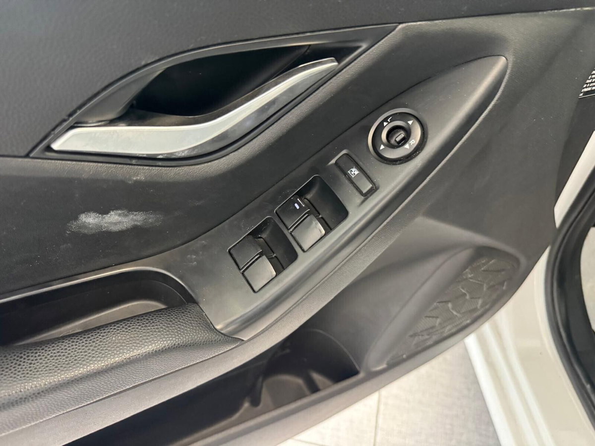 Hyundai ix20 1.4 CRDI 90 CV Comfort (18)