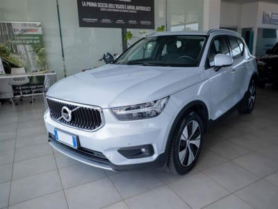 Volvo XC40 D3 Momentum Pro usata
