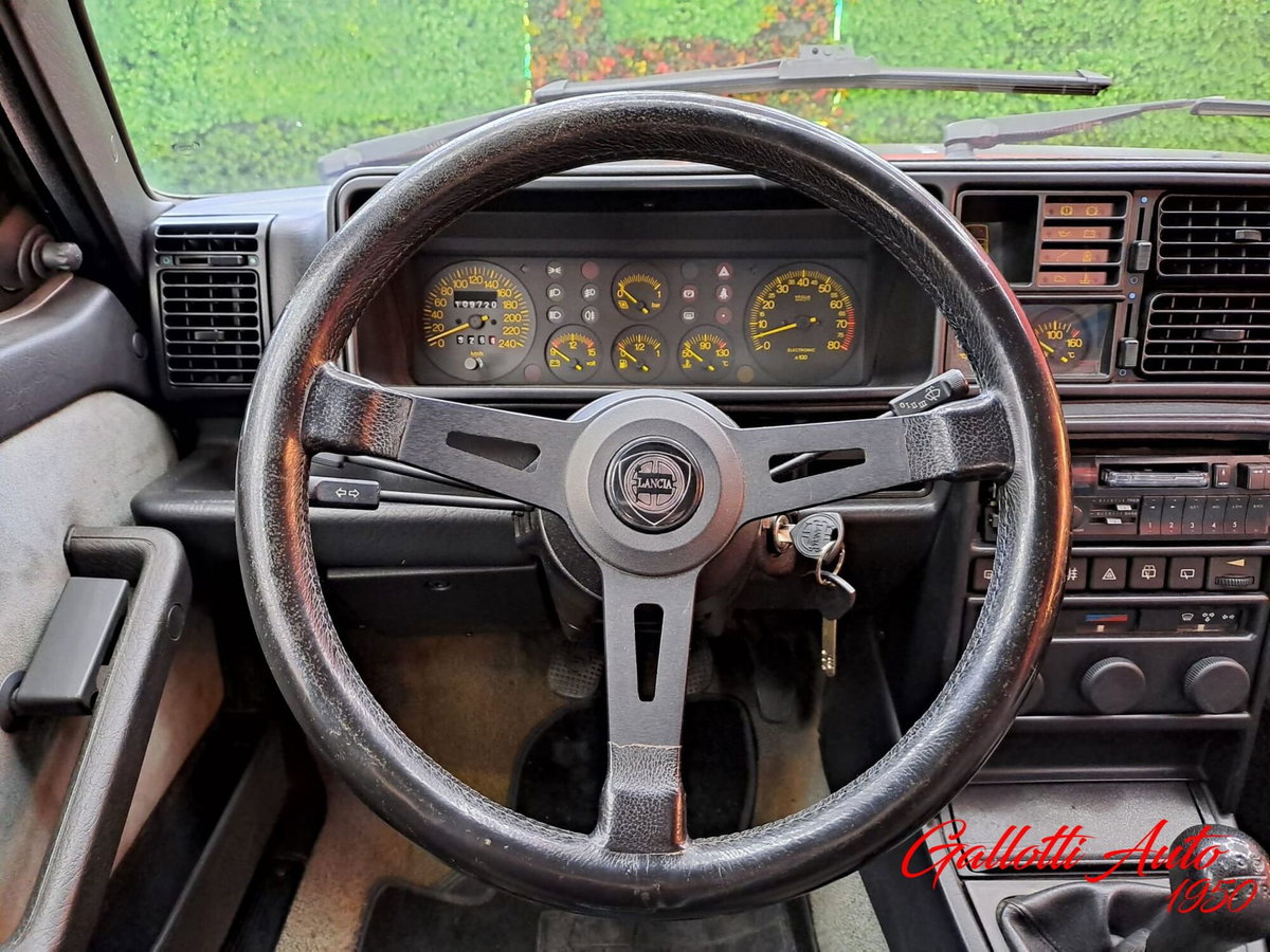 Lancia Delta i.e. turbo HF (10)