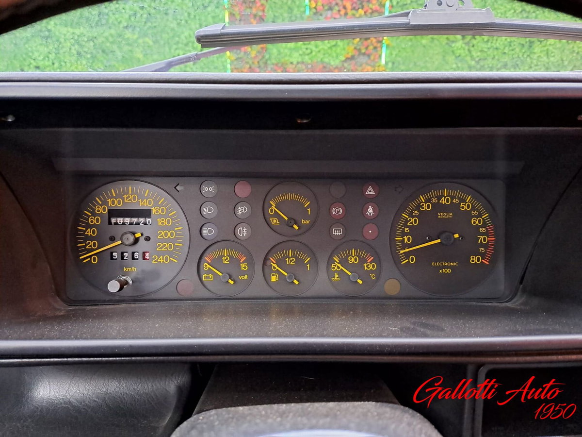 Lancia Delta i.e. turbo HF (11)