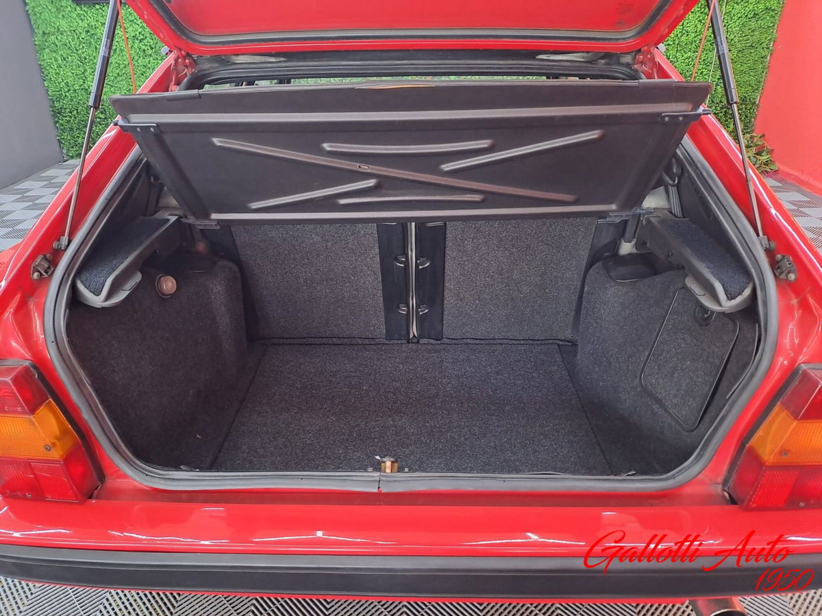 Lancia Delta i.e. turbo HF (15)