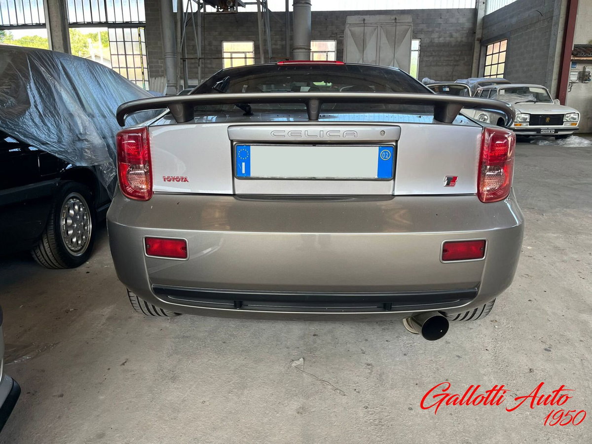 Toyota Celica 1.8 16V VVTL-i T Sport (5)
