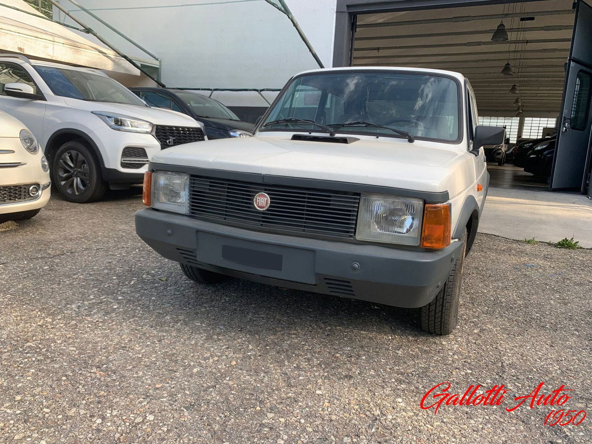 Fiat 127 900 3 porte Super (2)