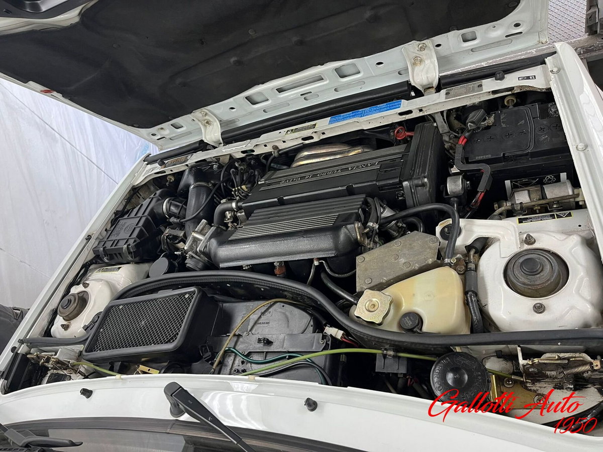 Lancia Delta turbo 16V HF integrale (13)