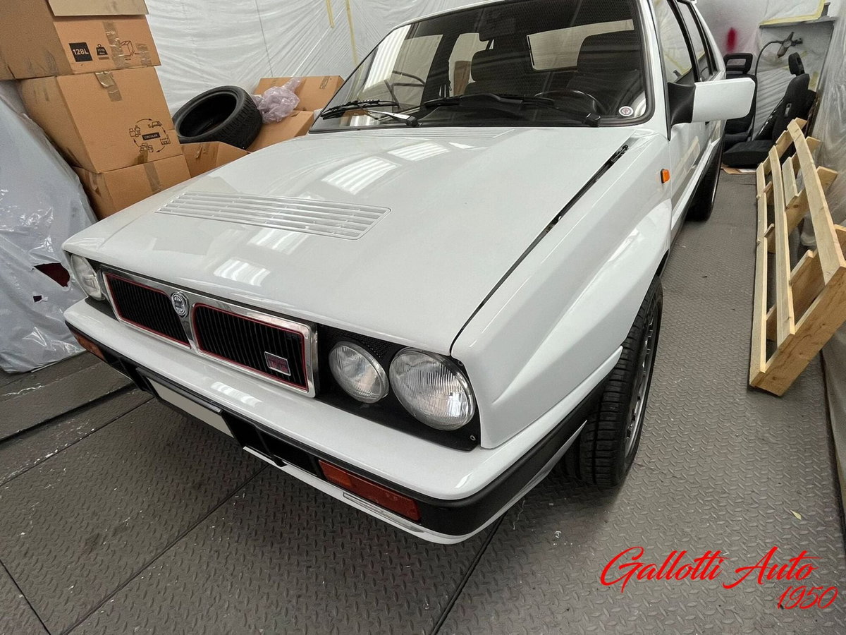 Lancia Delta turbo 16V HF integrale (2)