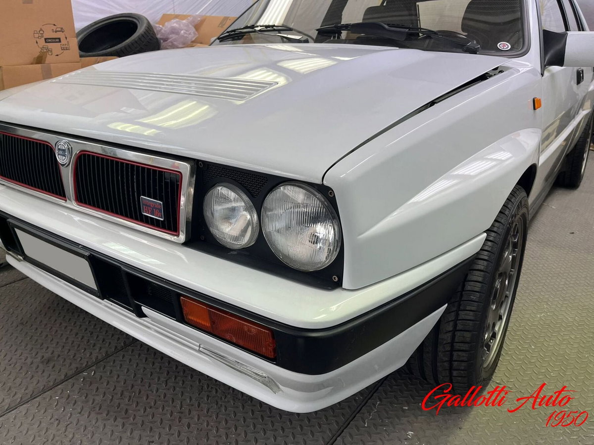 Lancia Delta turbo 16V HF integrale (3)