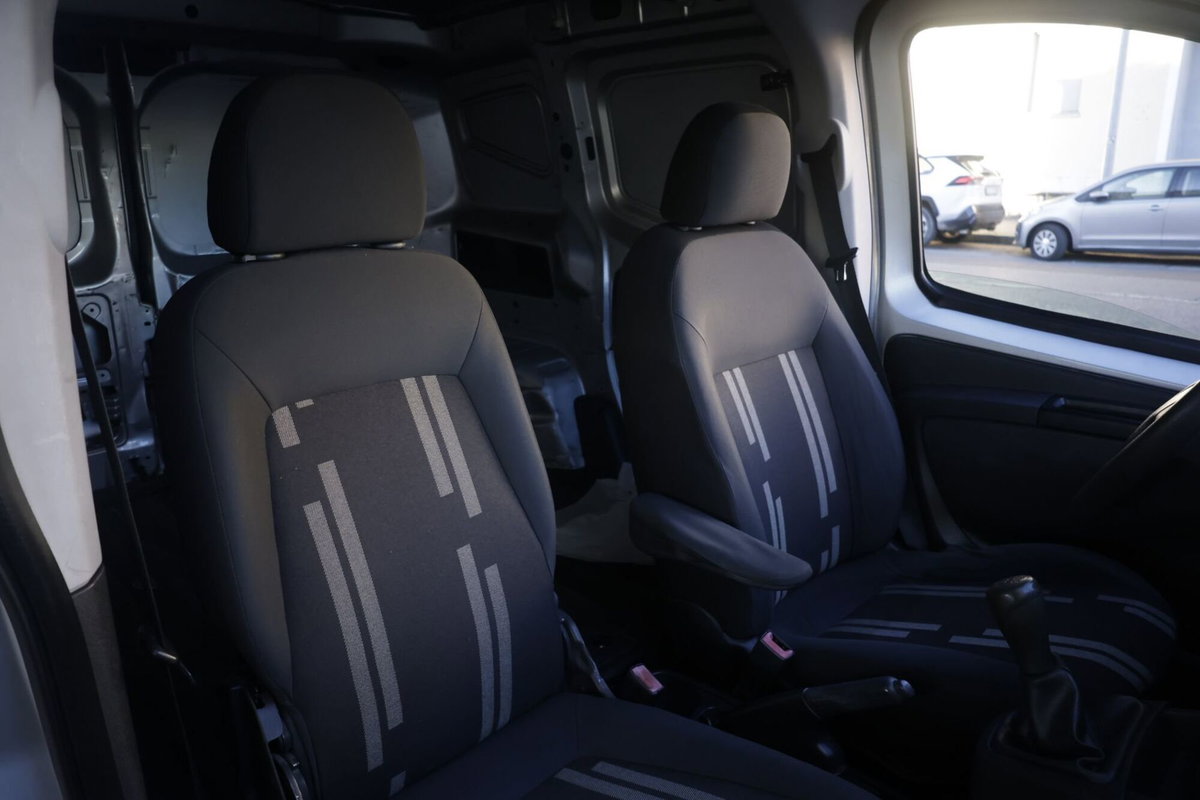 Fiat Fiorino 1.3 MJT 75CV Combi Semi SX (6)