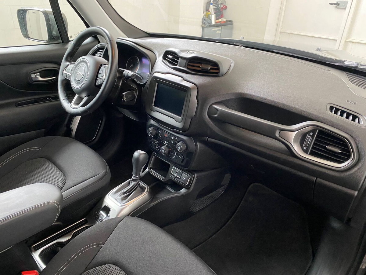 Jeep Renegade 1.6 Mjt DDCT 120 CV Limited (15)