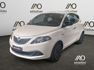 Lancia Ypsilon 1.0 FireFly 5 porte S&S Hybrid Ecochic Gold usata