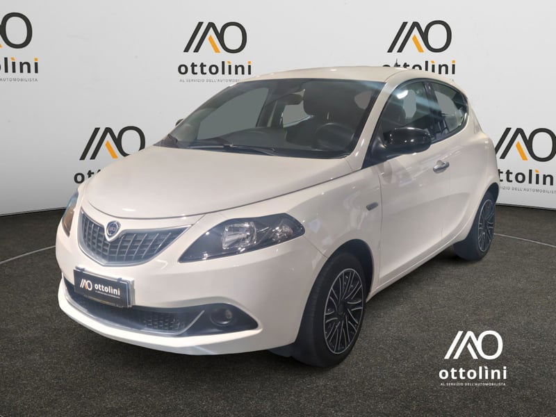 Lancia Ypsilon 1.0 FireFly 5 porte S&S Hybrid Ecochic Gold