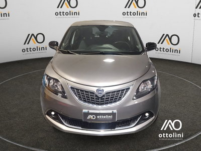 Lancia Ypsilon 1.0 FireFly 5 porte S&S Hybrid Gold Plus (2)