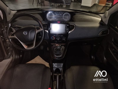 Lancia Ypsilon 1.0 FireFly 5 porte S&S Hybrid Gold Plus (7)
