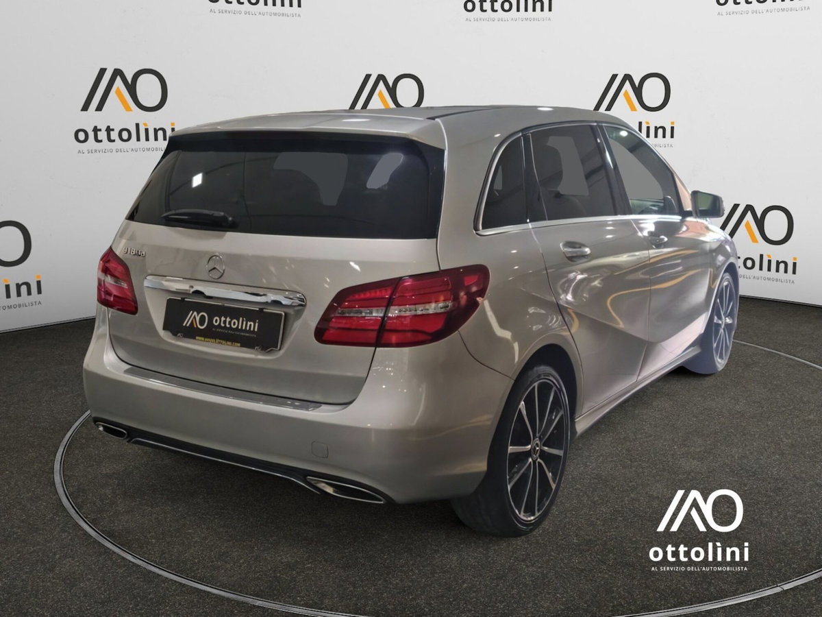 Mercedes-Benz Classe B 180 d Automatic Premium (4)