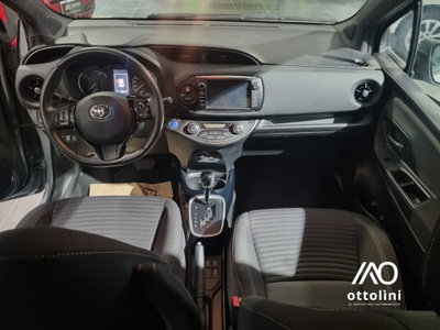 Toyota Yaris 1.5 Hybrid 5 porte Lounge Blue (8)