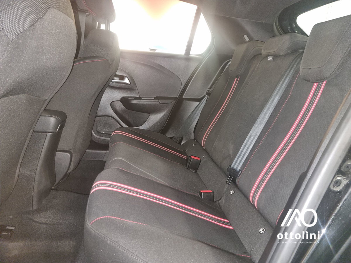Opel Corsa 1.2 100 CV GS Line + (9)