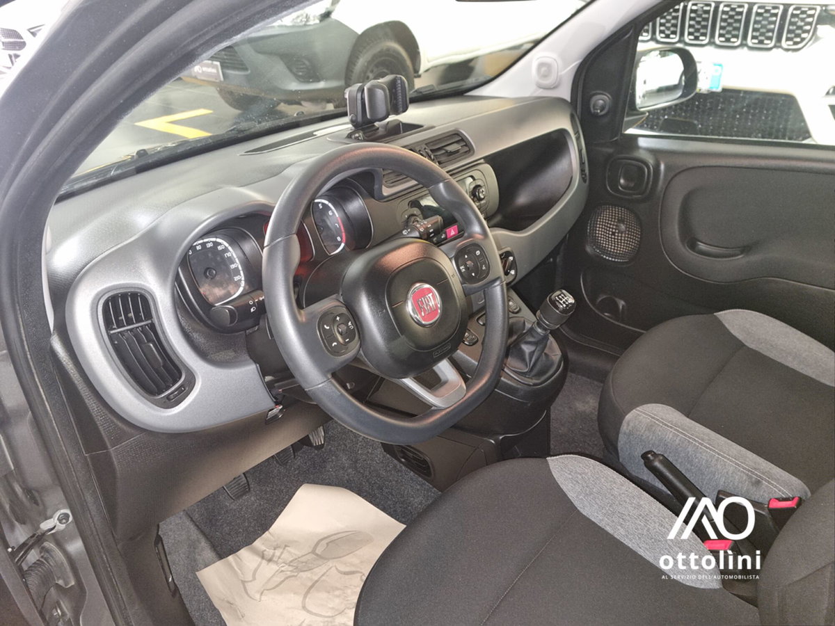 Fiat Panda 1.0 FireFly S&S Hybrid City Cross (6)