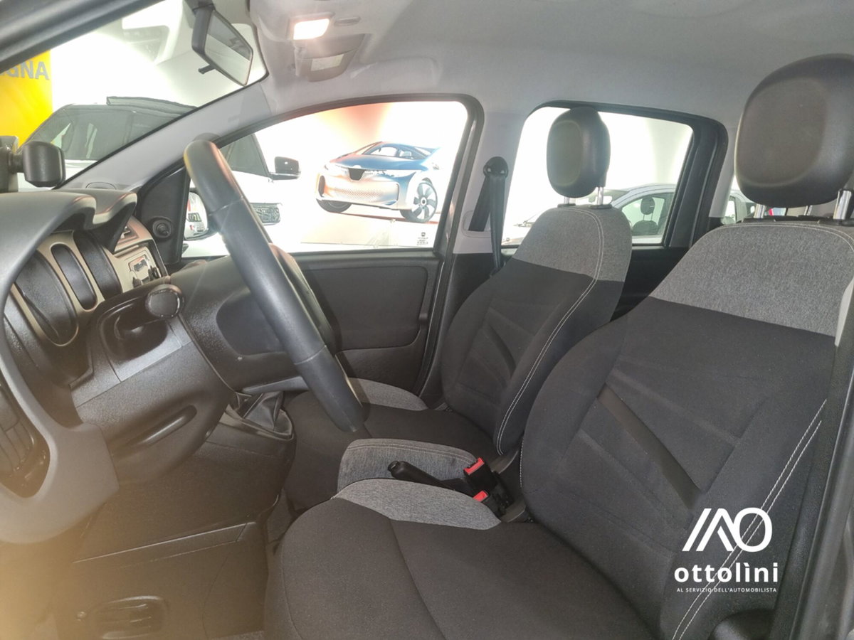 Fiat Panda 1.0 FireFly S&S Hybrid City Cross (8)