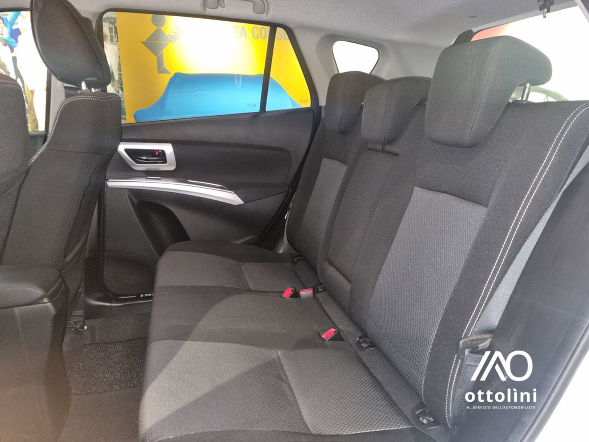 Suzuki S-Cross 1.6 DDiS Style (9)