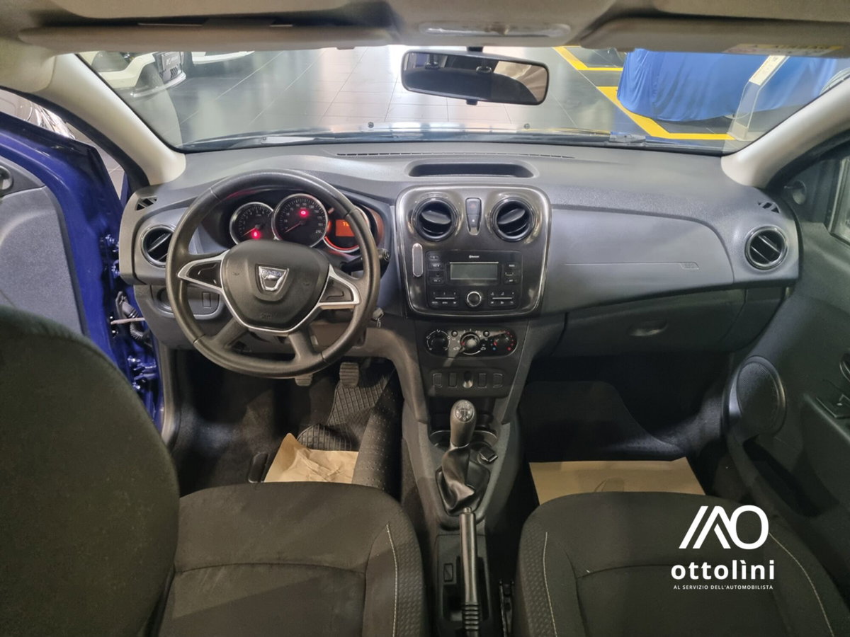 Dacia Sandero 1.0 SCe 12V 75CV (7)