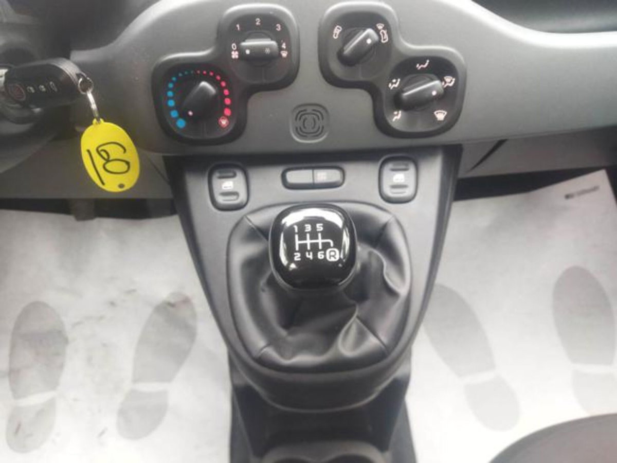 Fiat Panda 1.0 firefly hybrid s&s 70cv 5p.ti (13)