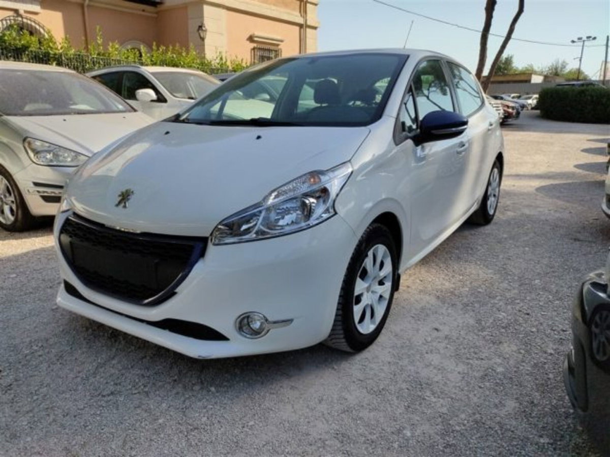 Peugeot 208 68 5 porte Access (4)