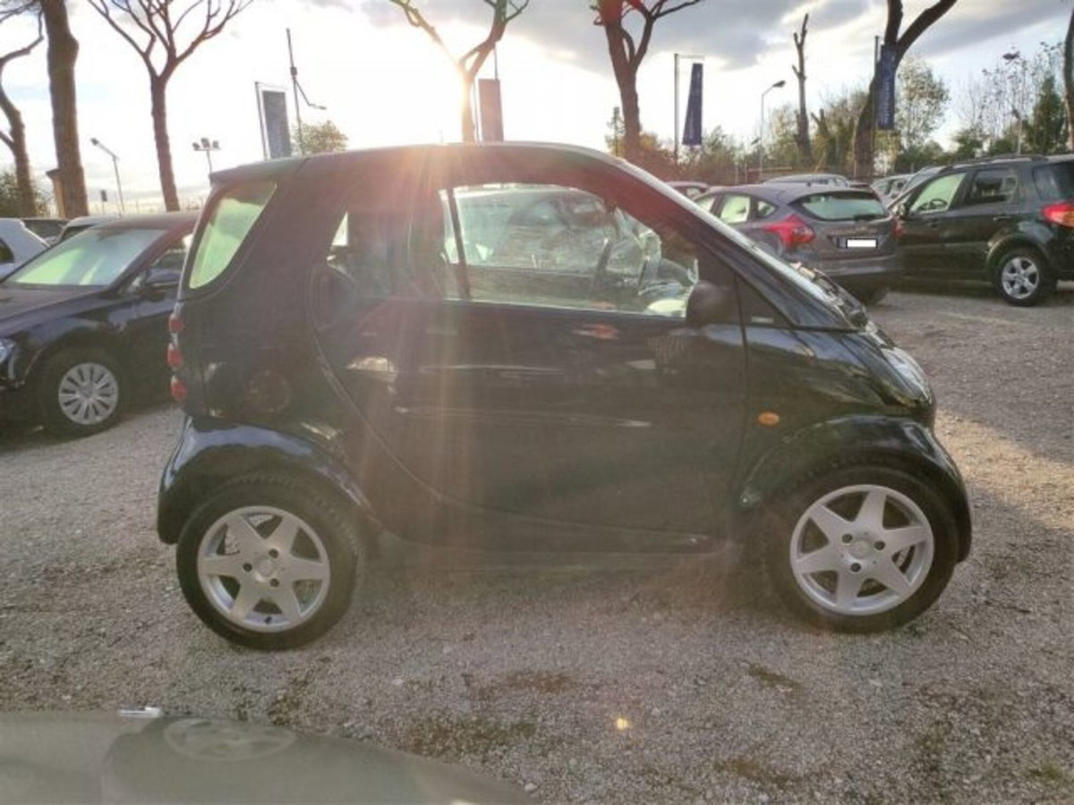 smart Fortwo 700 coupé pure (45 kW) (16)