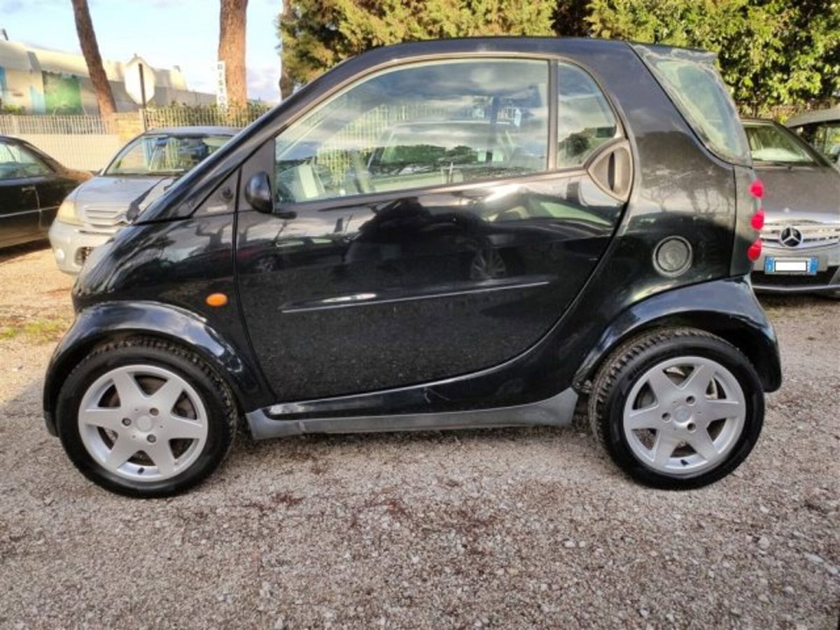 smart Fortwo 700 coupé pure (45 kW) (19)