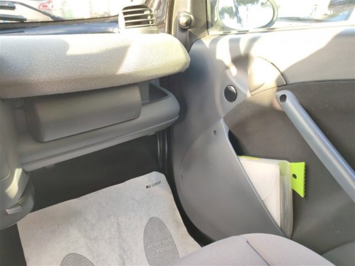 smart Fortwo 700 coupé pure (45 kW) (20)